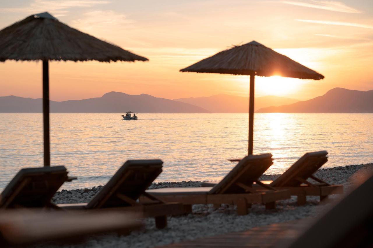Princess Tia Hotel Samos Town Exterior photo